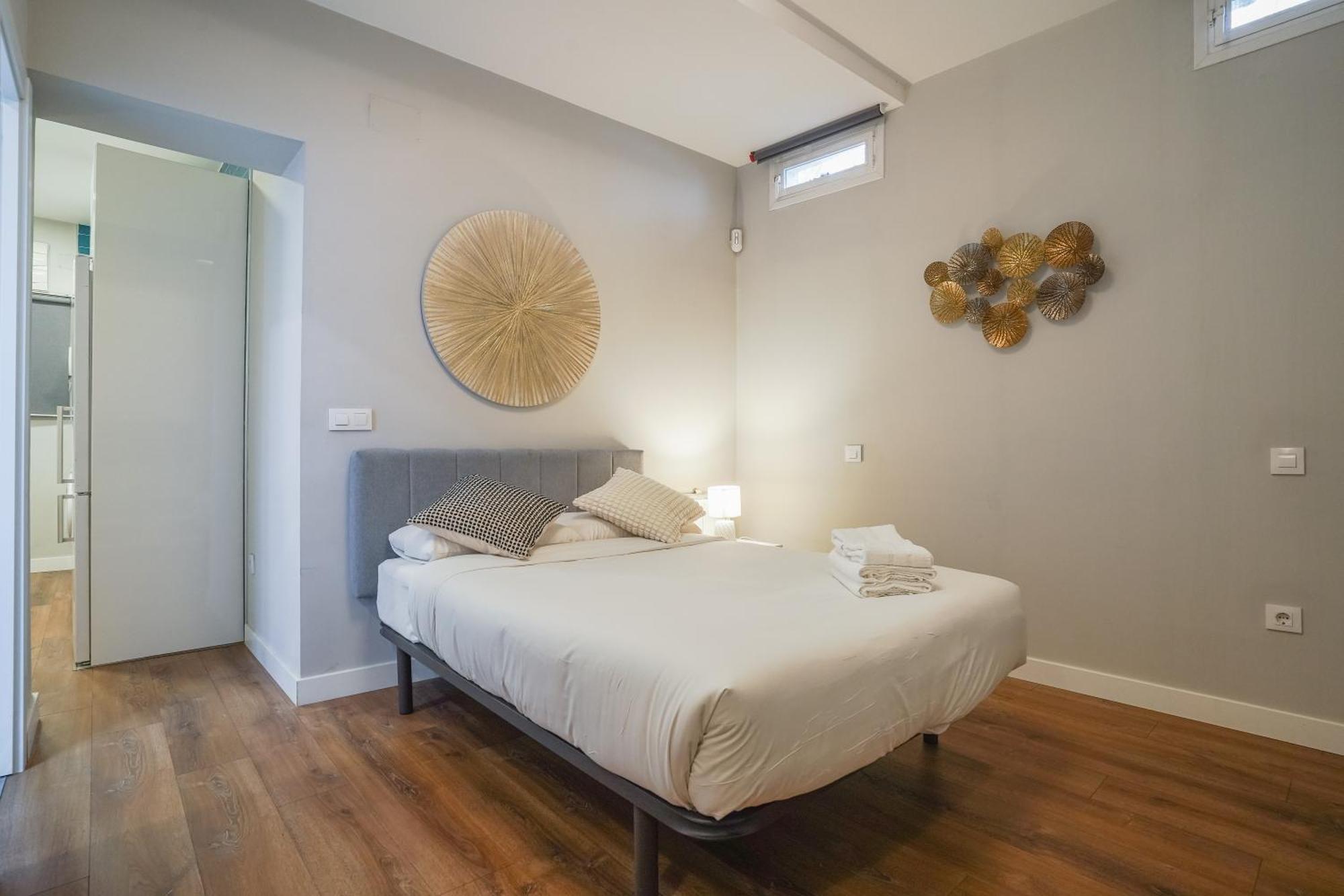 Cozy Apartment-1Bedroom 1Bathroom-Lavapies マドリード エクステリア 写真