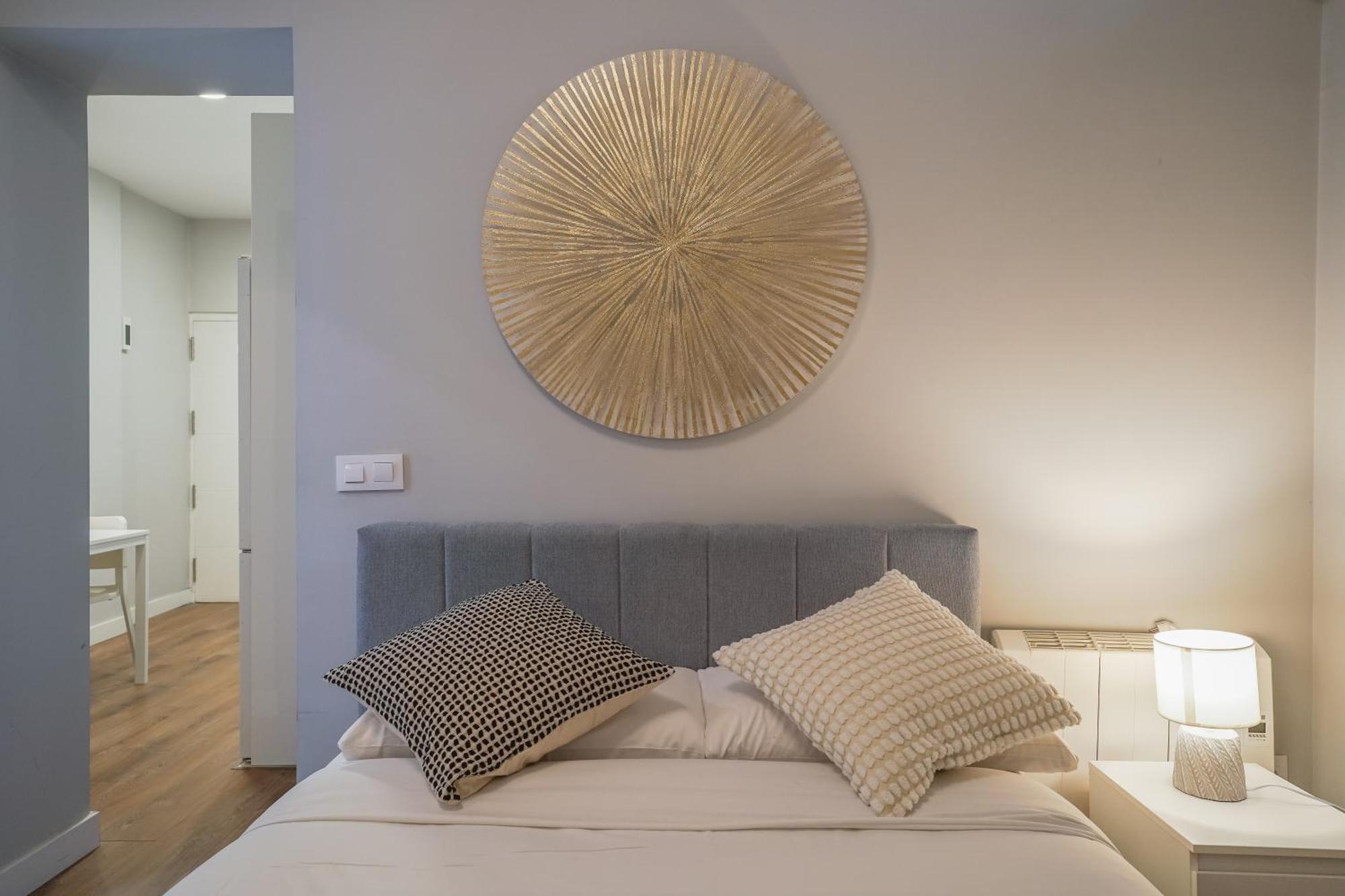 Cozy Apartment-1Bedroom 1Bathroom-Lavapies マドリード エクステリア 写真